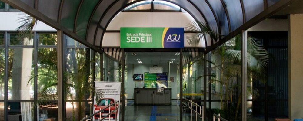 1ff162f0-5c0a-4502-81a2-25a4624553d5