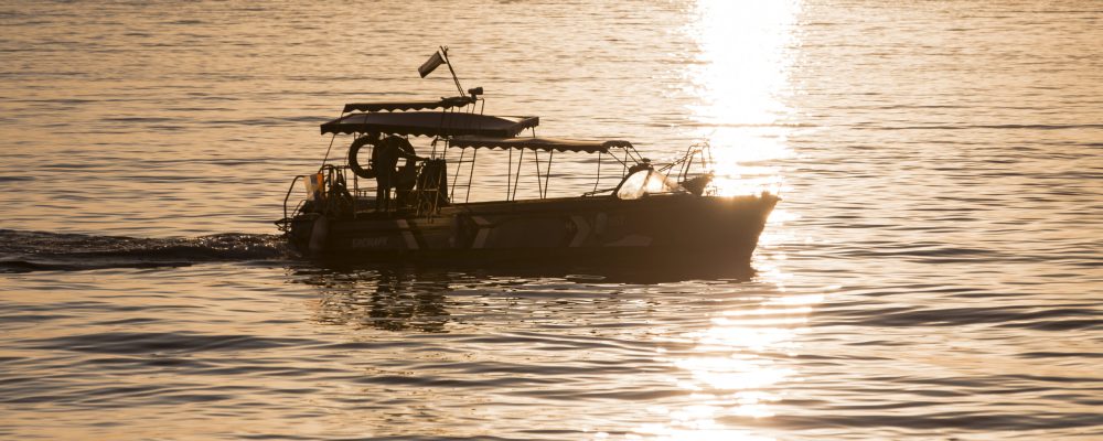 barco-e-paisagem-bonita-oceano (1)