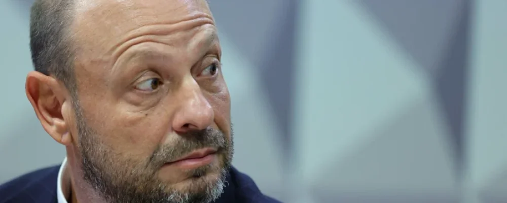 comissao-parlamentar-mista-de-inquerito-cpmi-do-inss-o-presidente-do-inss-gilberto-waller-junior-metropoles-14-scaled