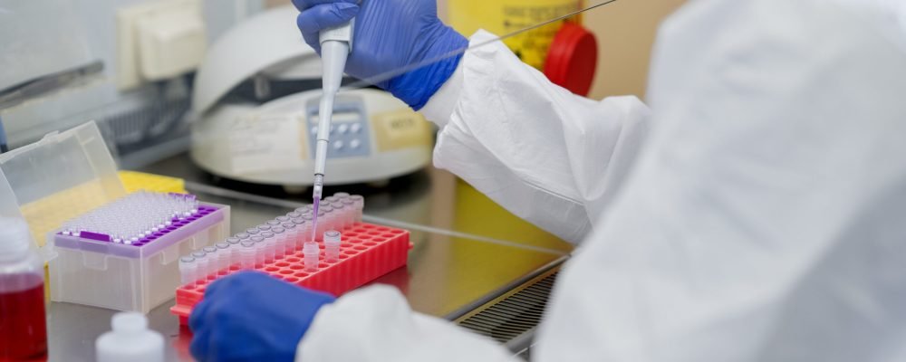 doctor-performing-medical-research-lab
